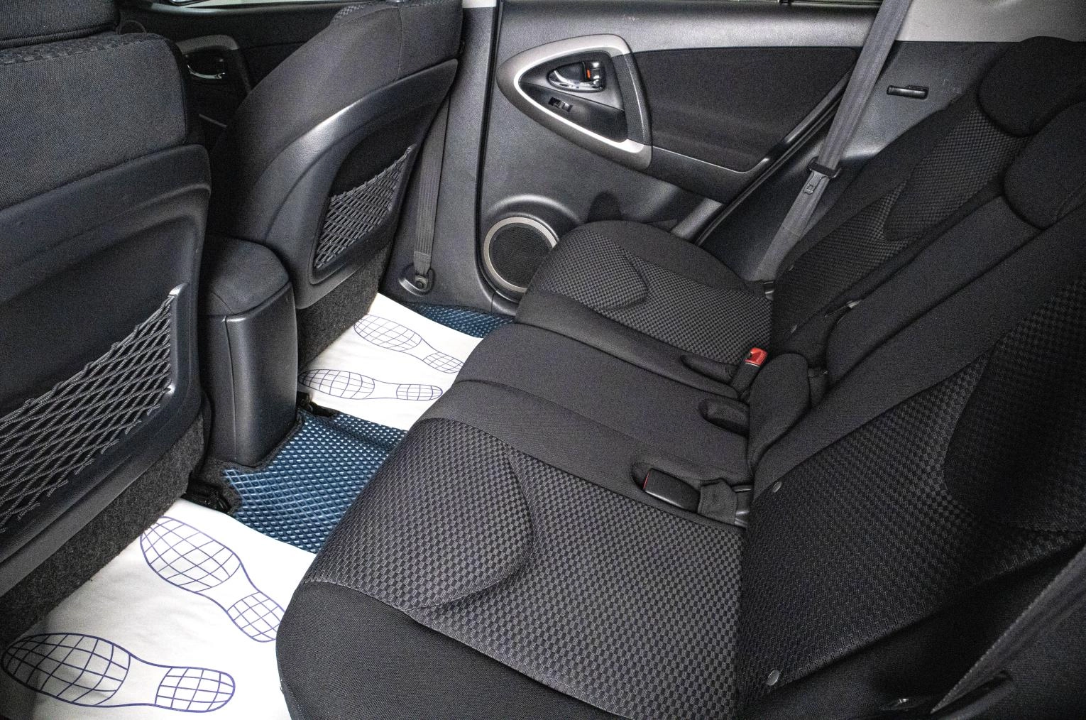 Toyota RAV4 16 из 18