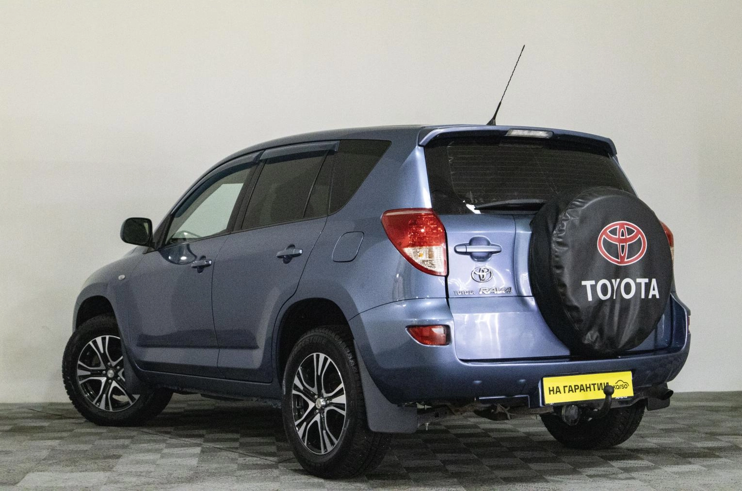 Toyota RAV4 6 из 18