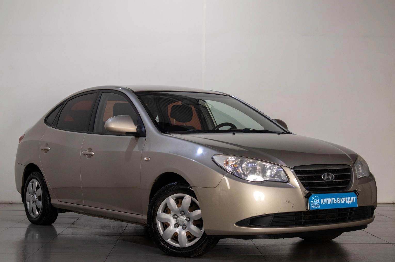 Hyundai Elantra 1 из 17