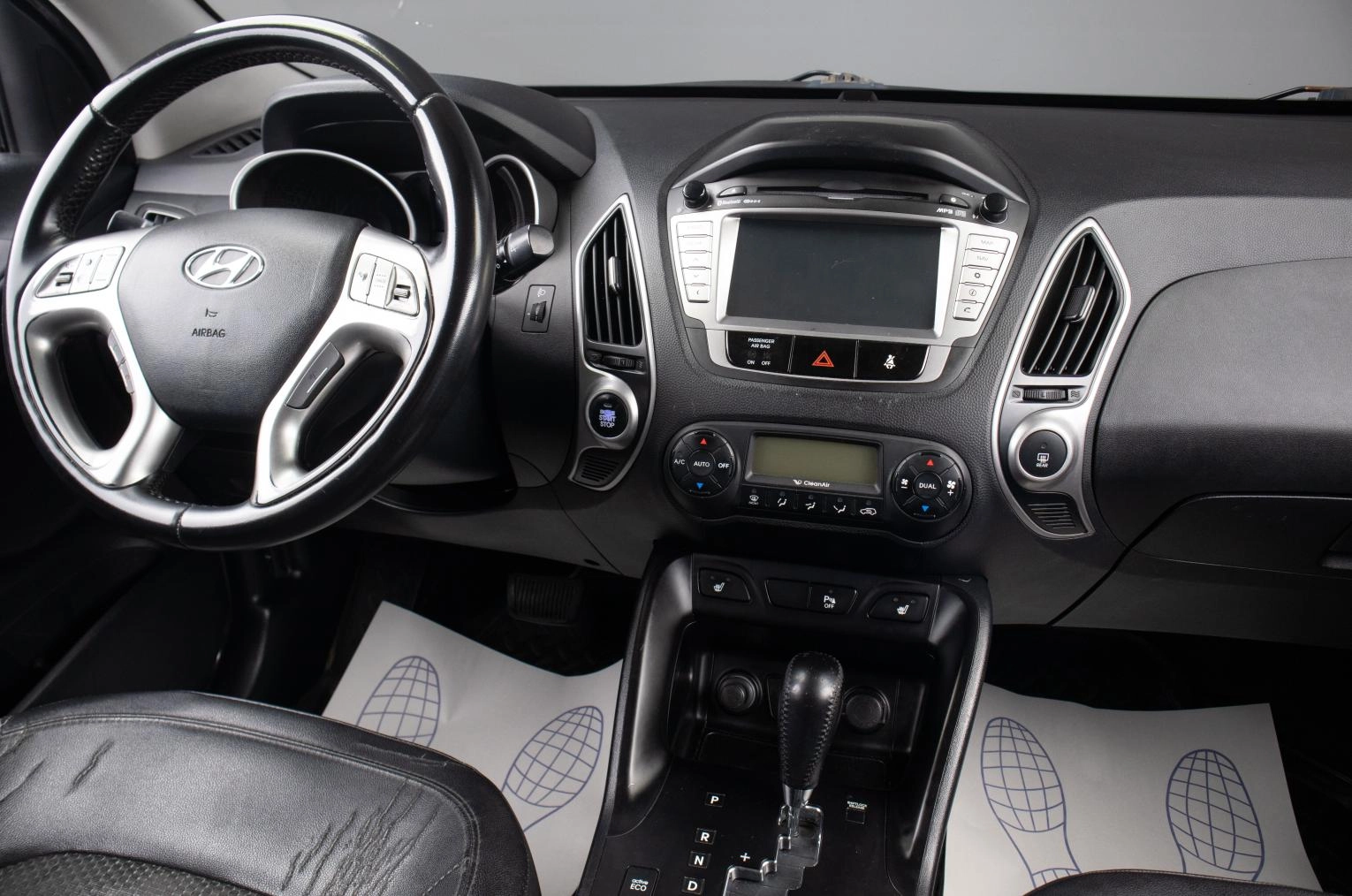 Hyundai ix35 8 из 19