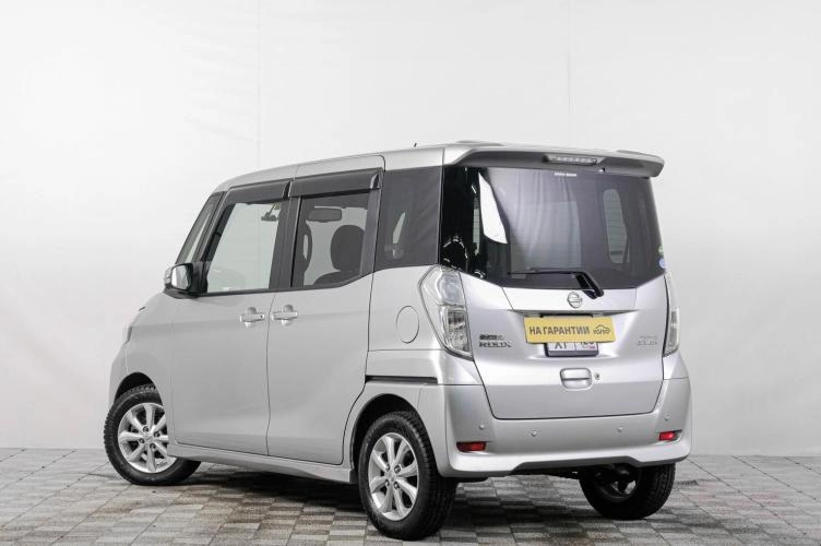 Nissan Dayz Roox 4 из 5