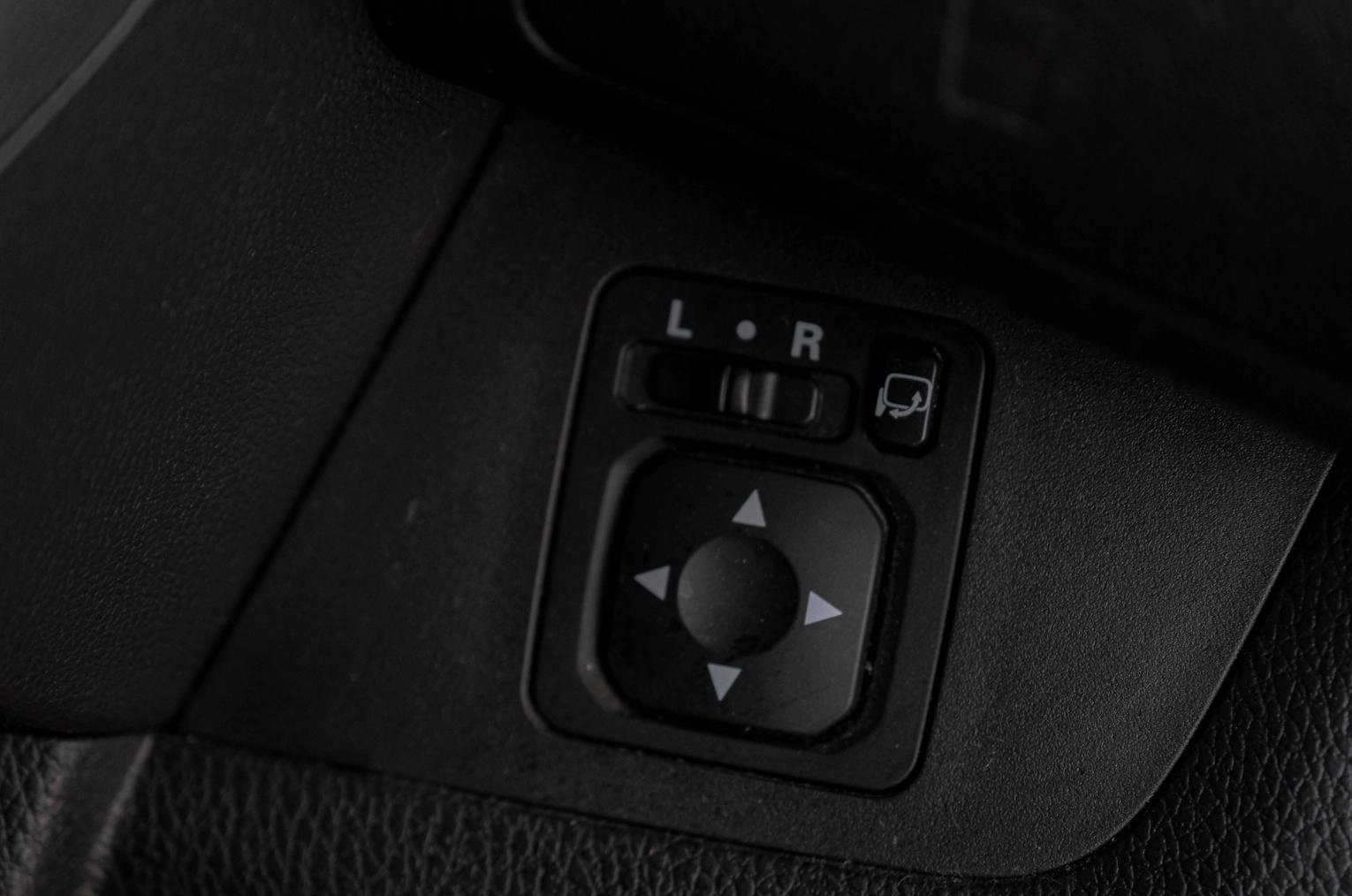 Nissan Dayz Roox 19 из 22