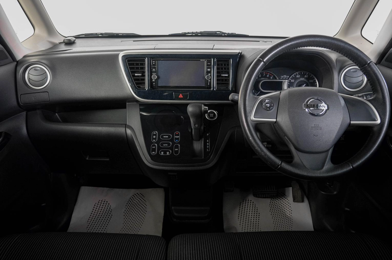 Nissan Dayz Roox 13 из 22