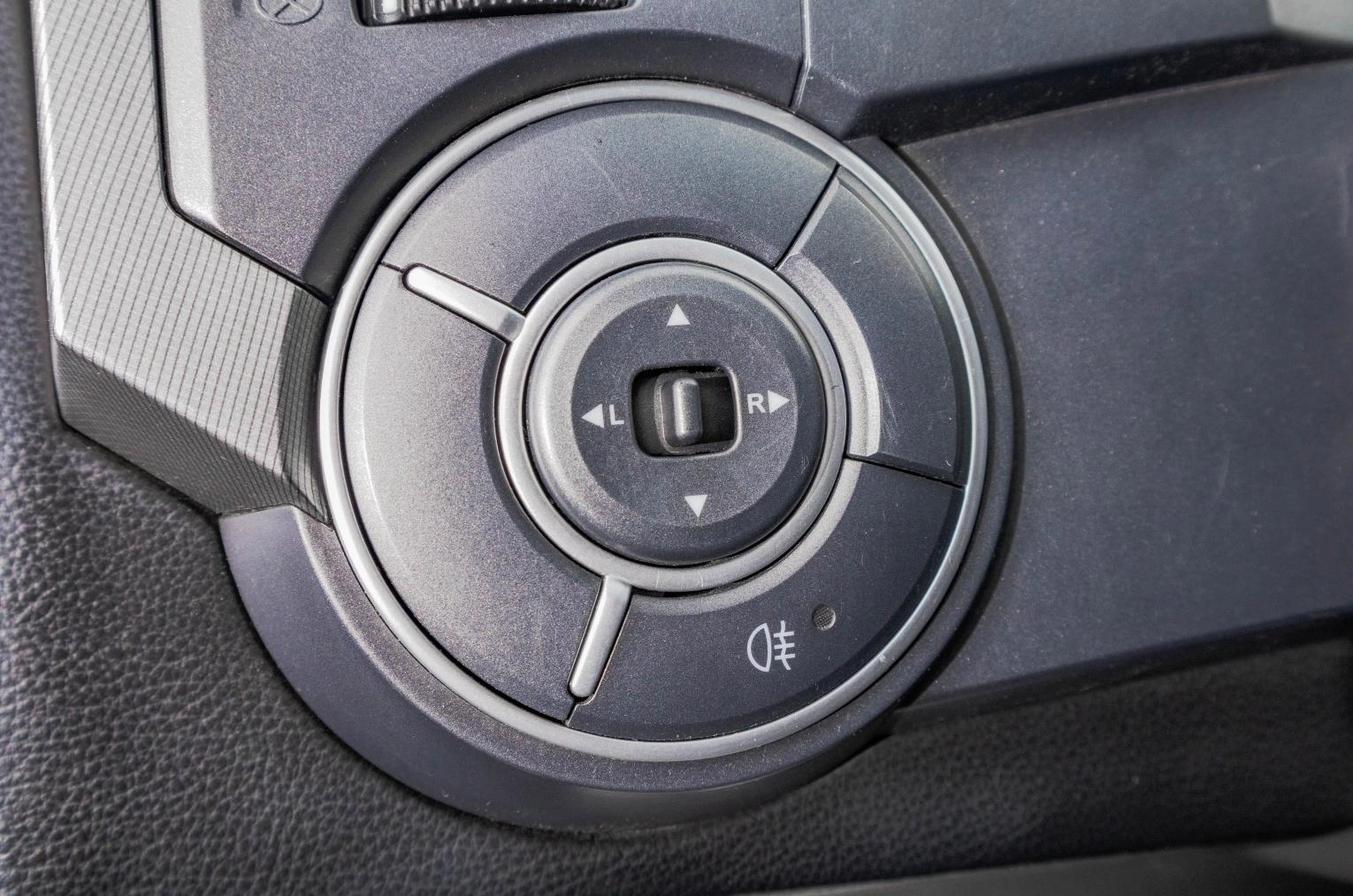 SsangYong Kyron 12 из 23