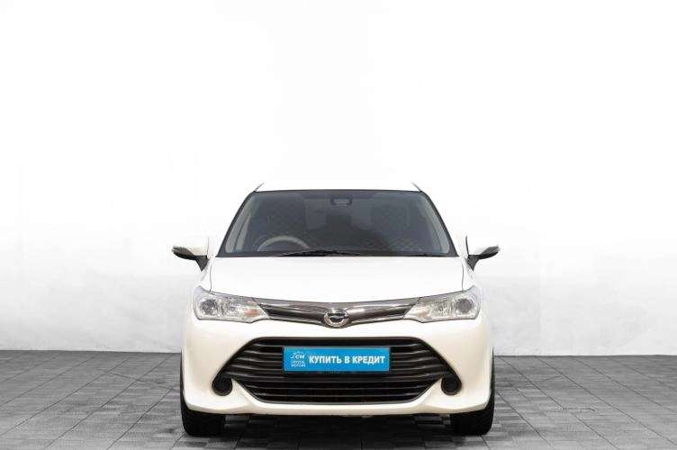 Toyota Corolla Axio 2 из 5