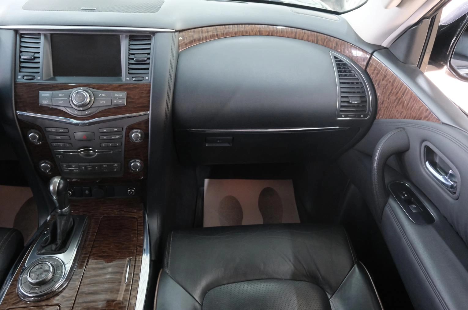 Nissan Patrol 21 из 30