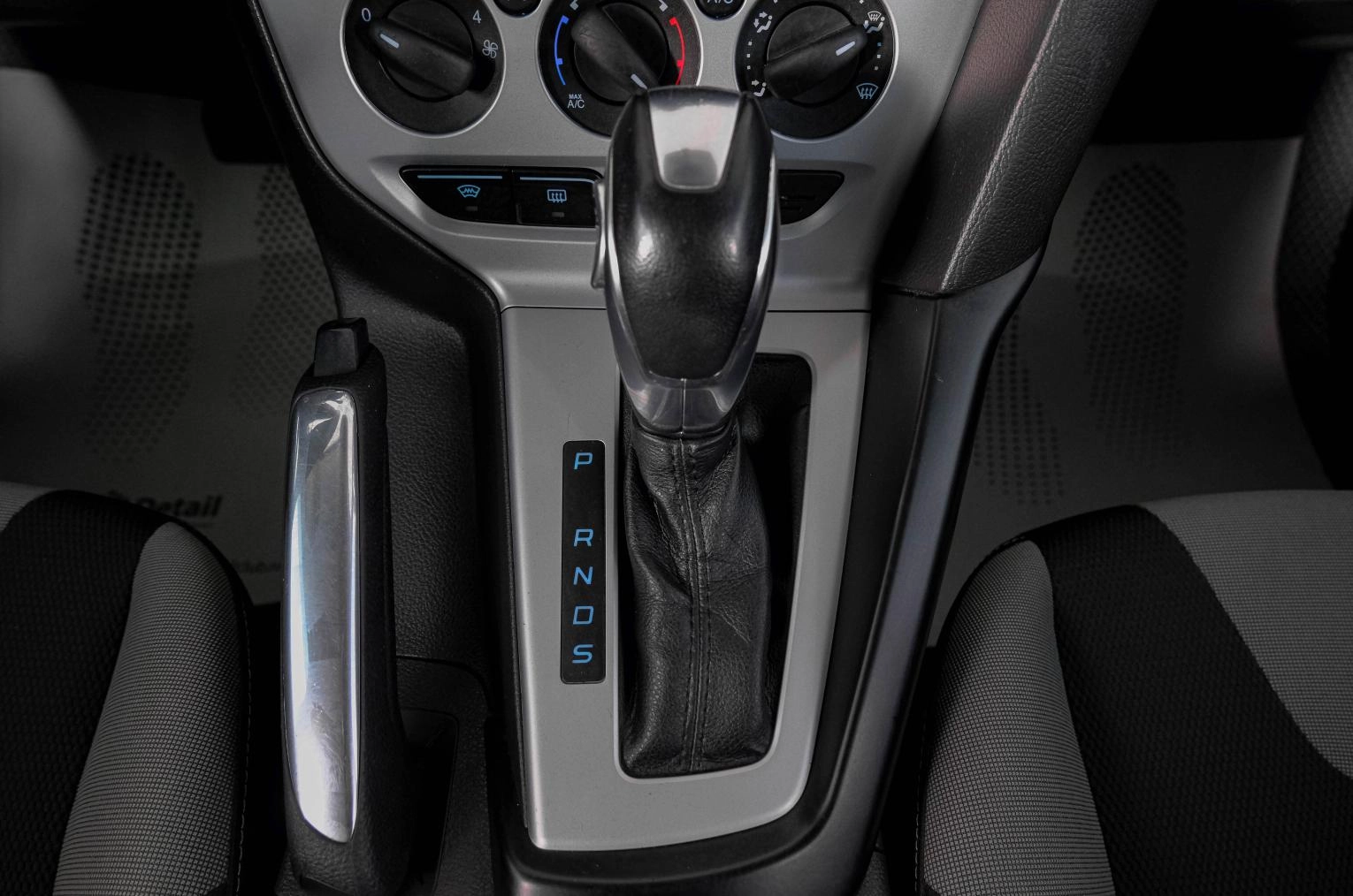 Ford Focus 20 из 23