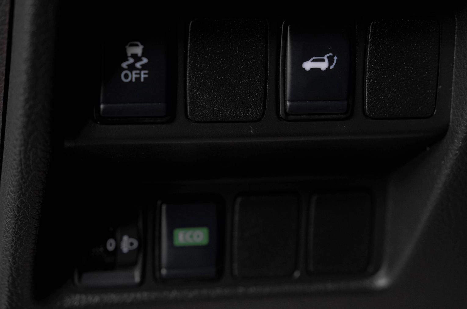 Nissan X-Trail 21 из 23