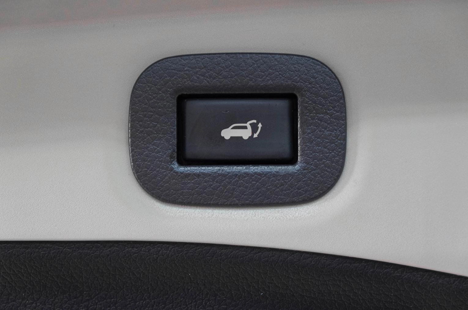 Nissan X-Trail 23 из 23