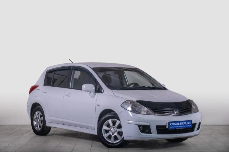 Nissan Tiida 1 из 5