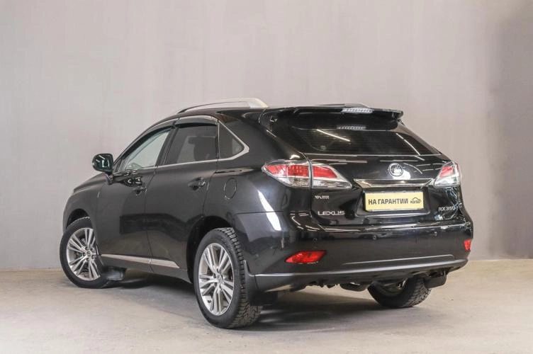 Lexus RX 4 из 5