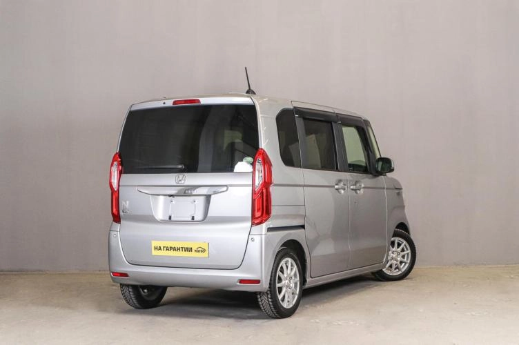 Honda N-BOX 6 из 18
