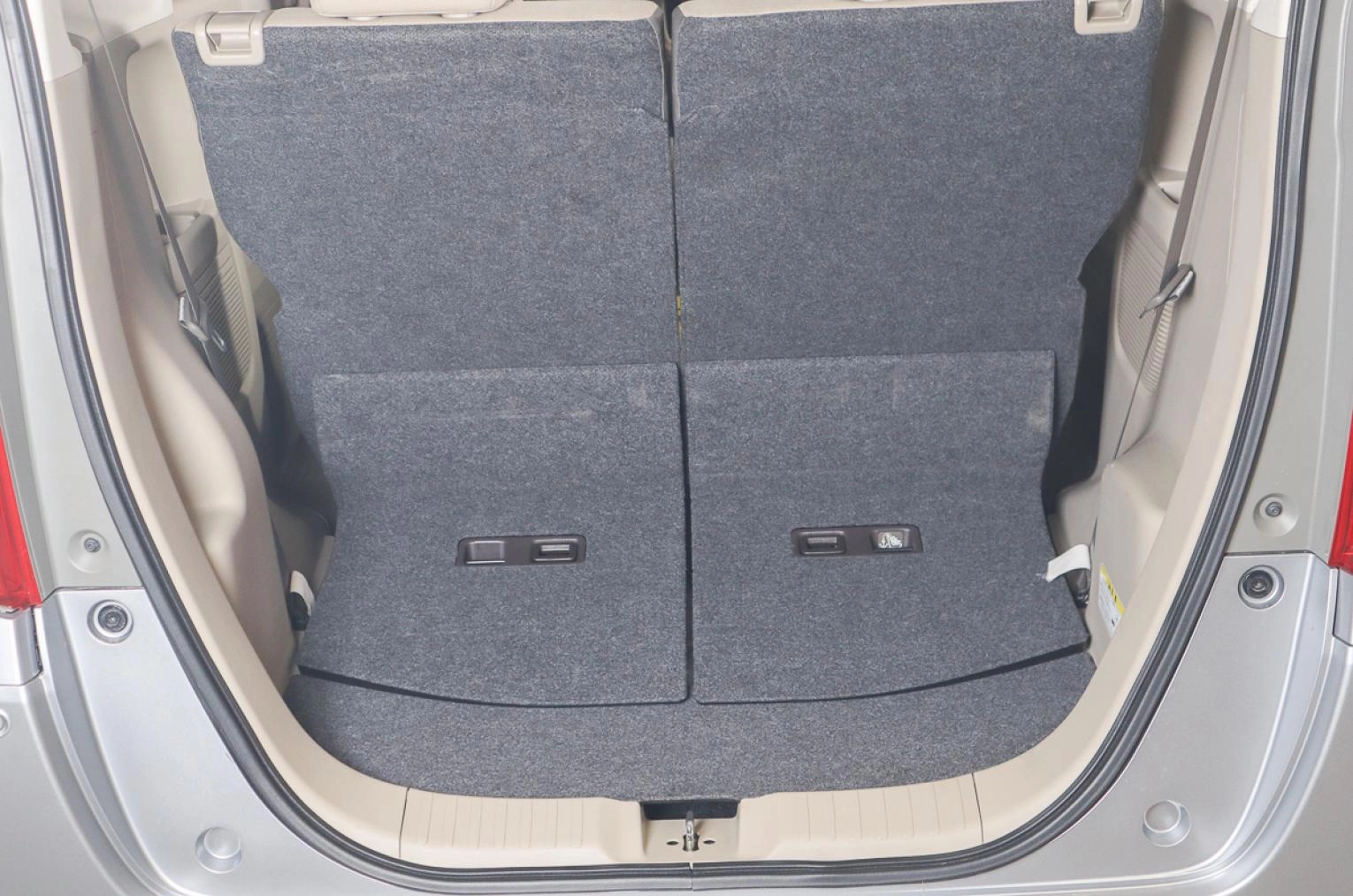 Honda N-BOX 18 из 18