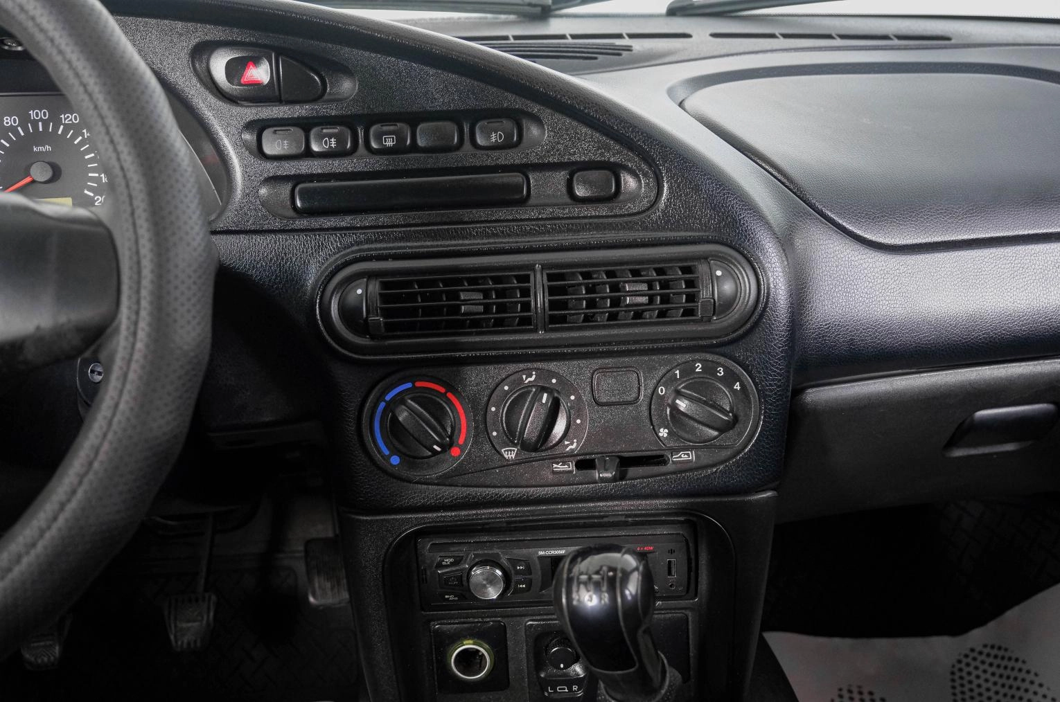 Chevrolet Niva 16 из 23