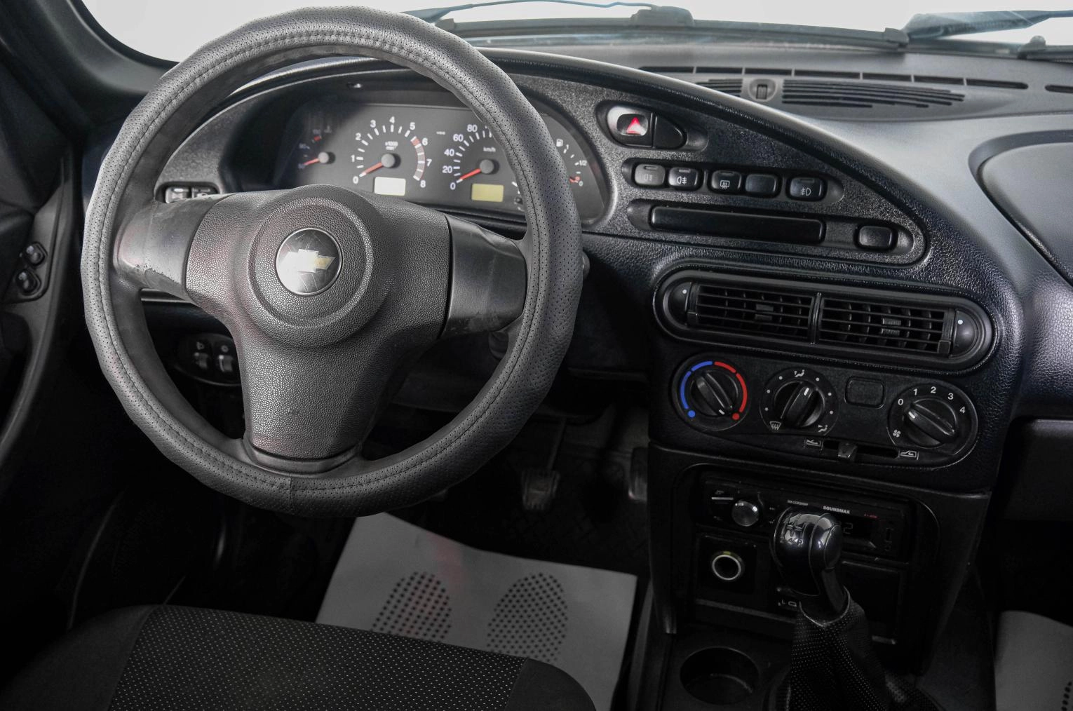 Chevrolet Niva 12 из 23