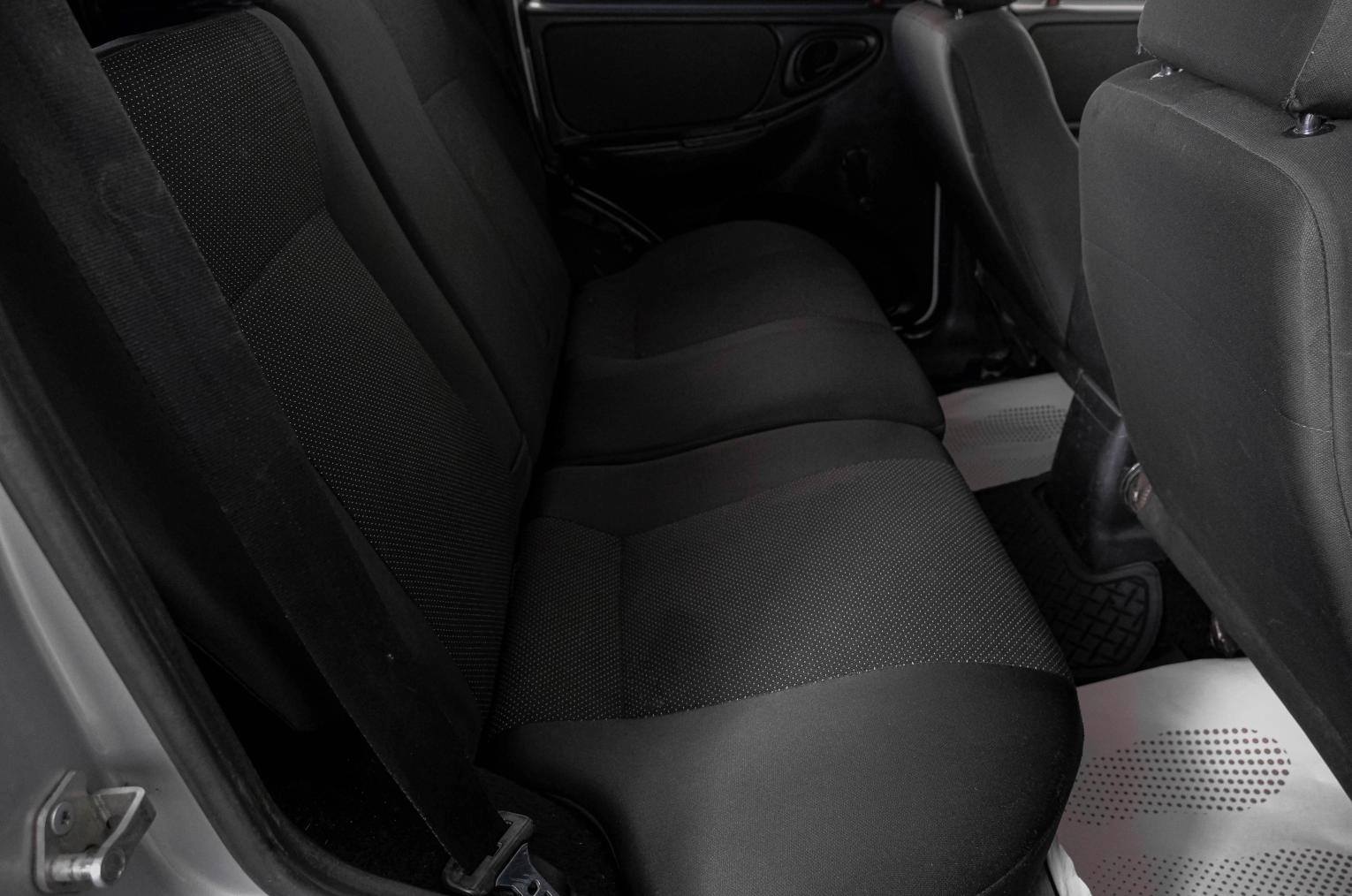 Chevrolet Niva 10 из 23