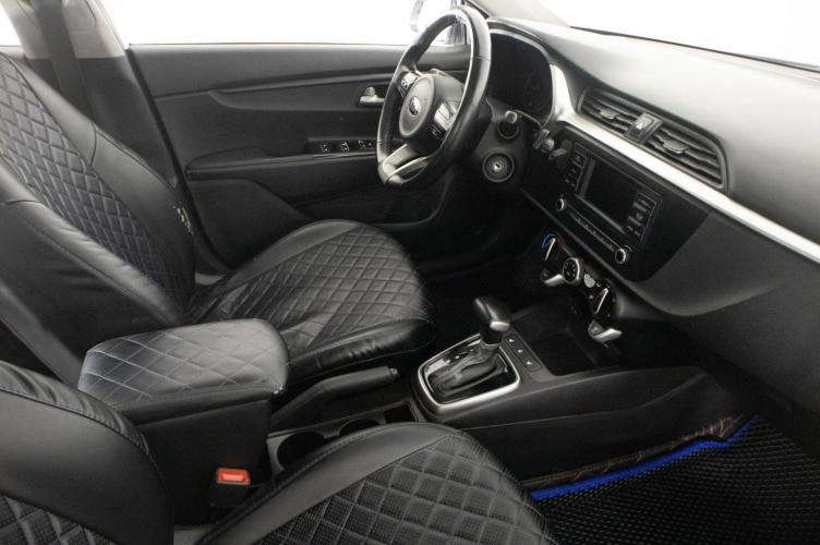KIA Rio 11 из 23