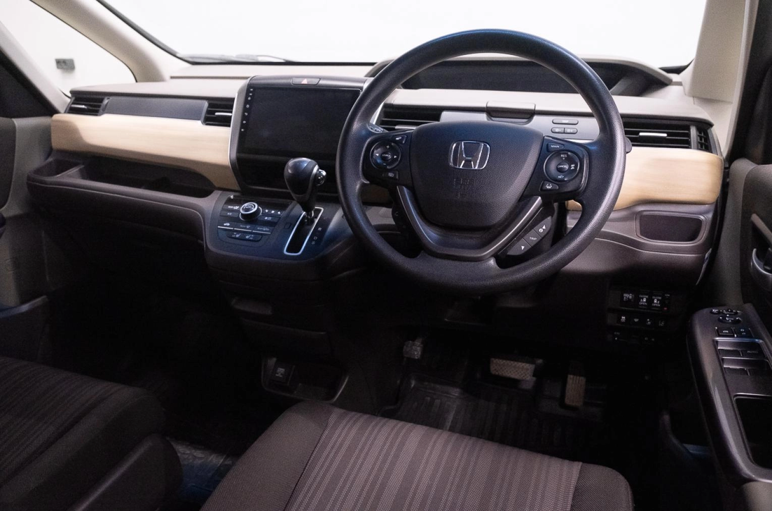 Honda Freed 10 из 19