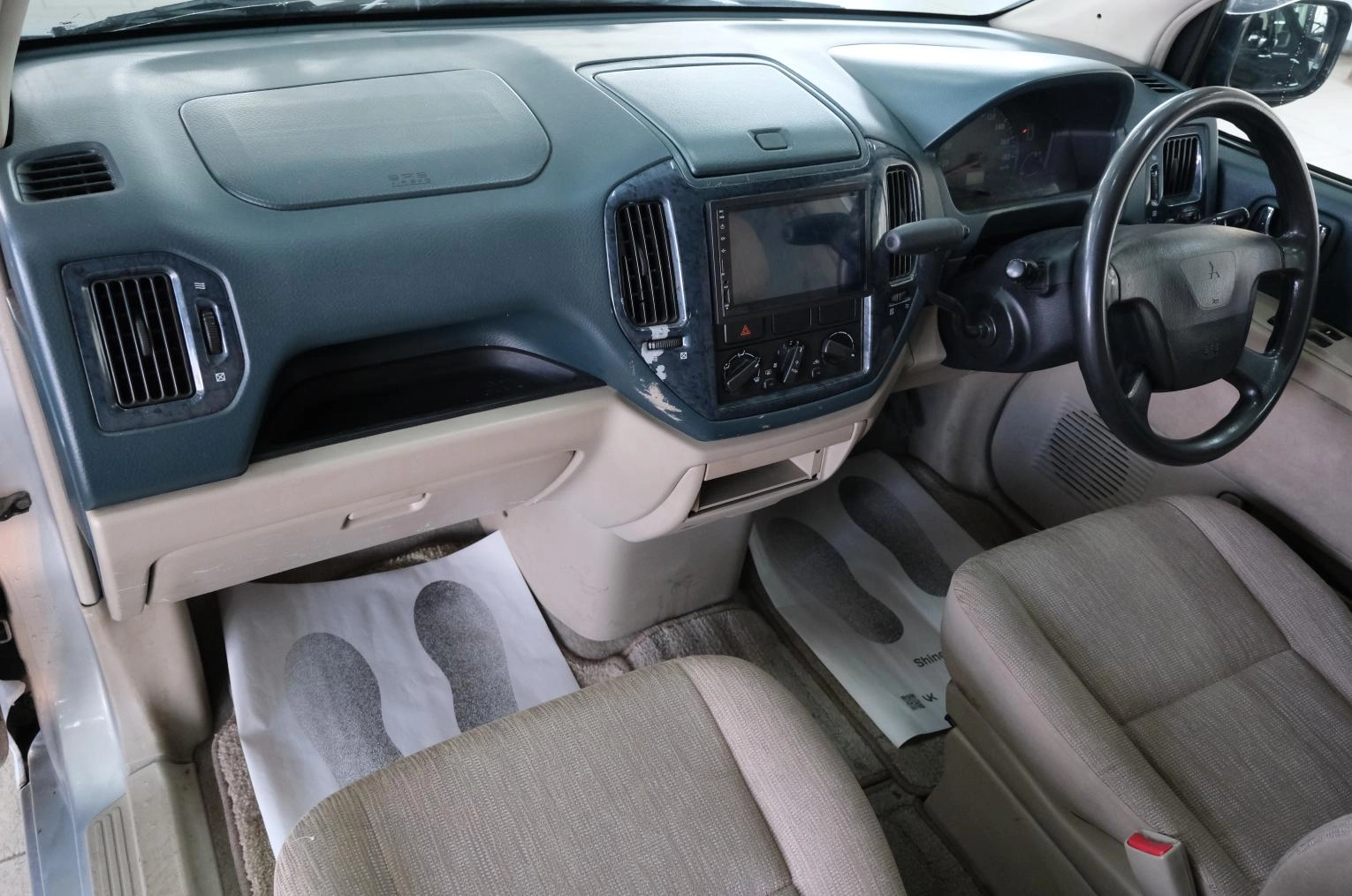 Mitsubishi Dingo 15 из 19