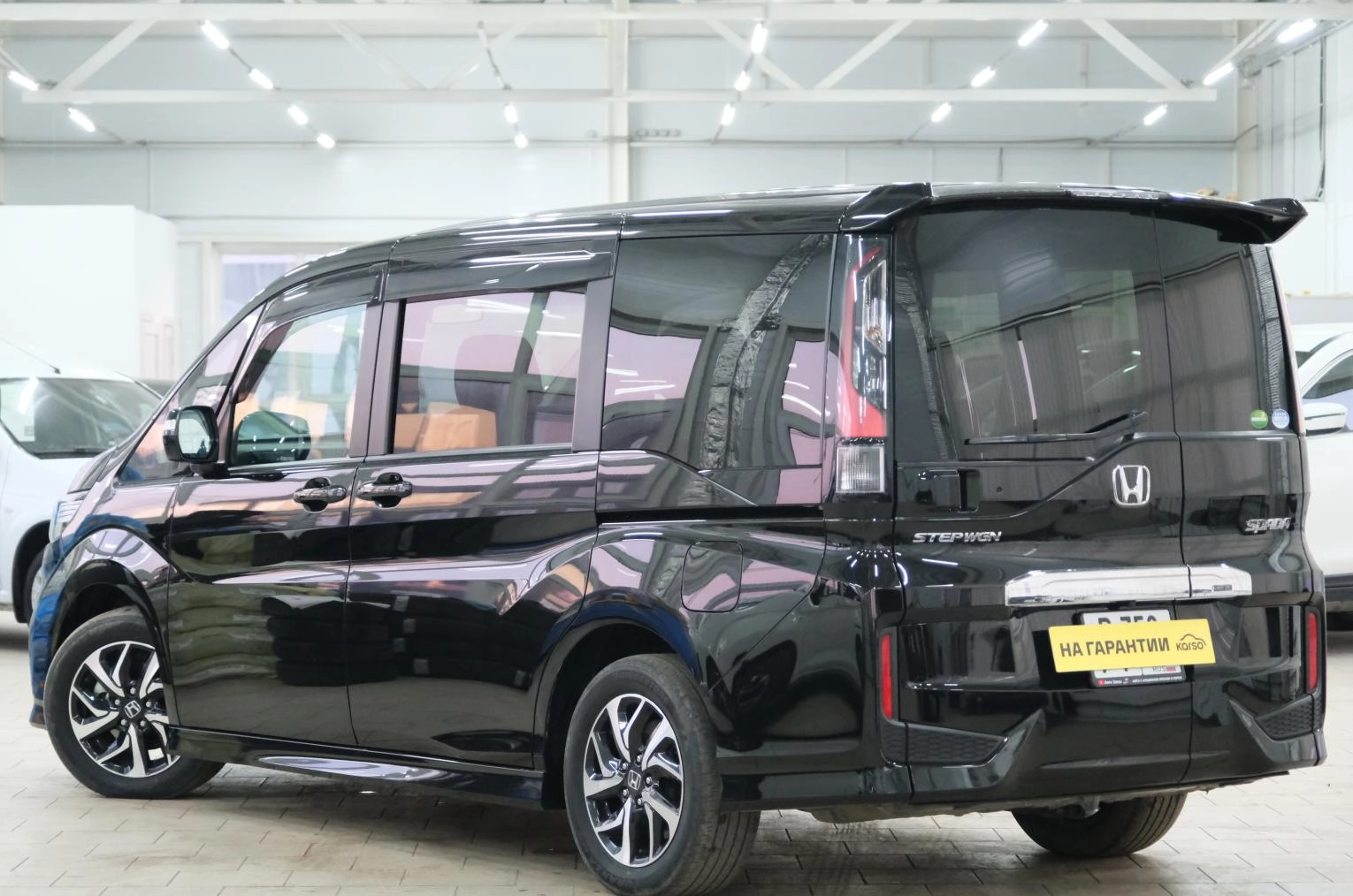 Honda Stepwgn Spada 4 из 23