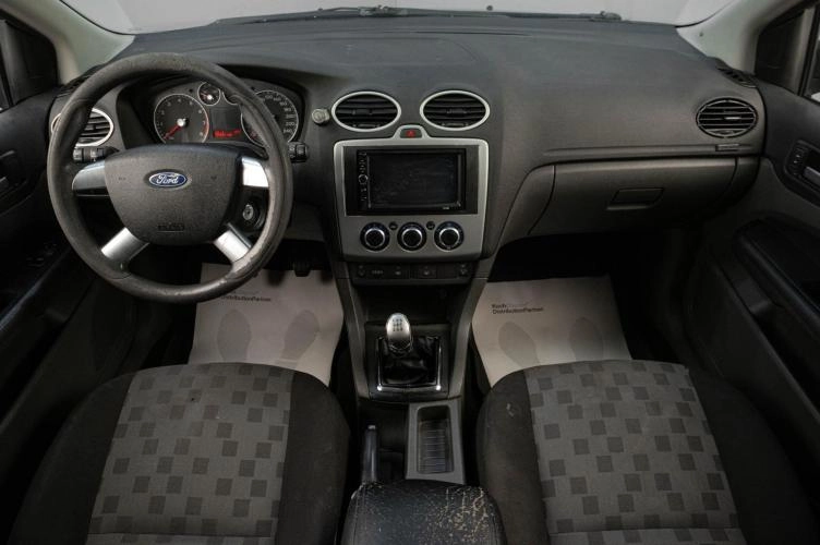 Ford Focus 9 из 16
