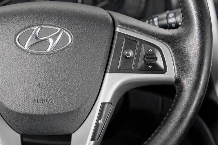 Hyundai Solaris 17 из 22