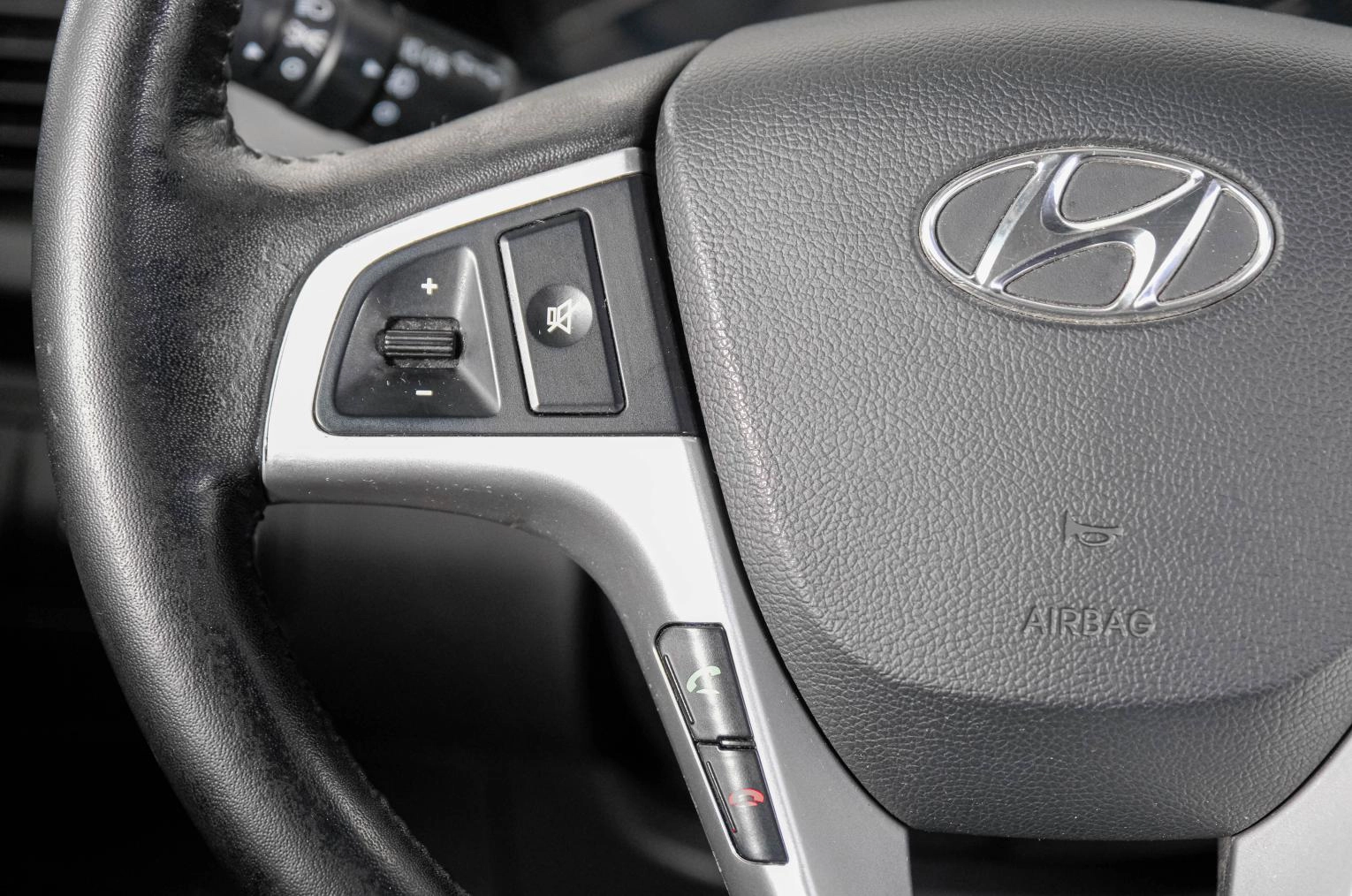 Hyundai Solaris 16 из 22