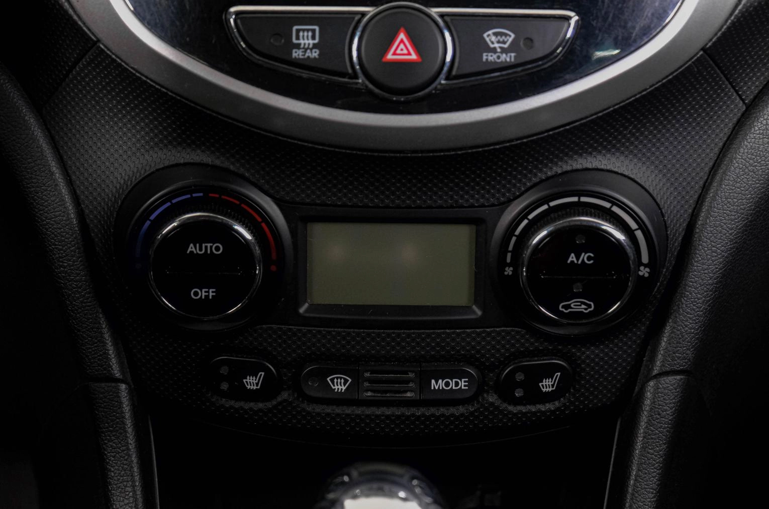 Hyundai Solaris 19 из 22