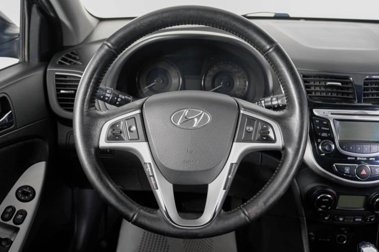 Hyundai Solaris 15 из 22