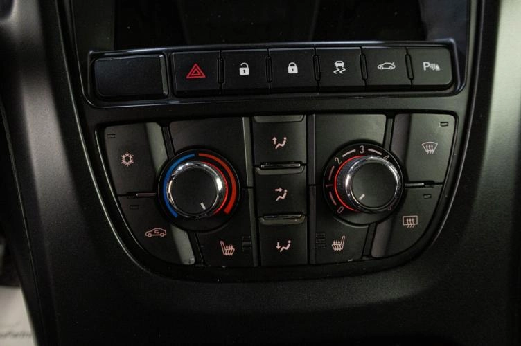 Opel Astra 17 из 19