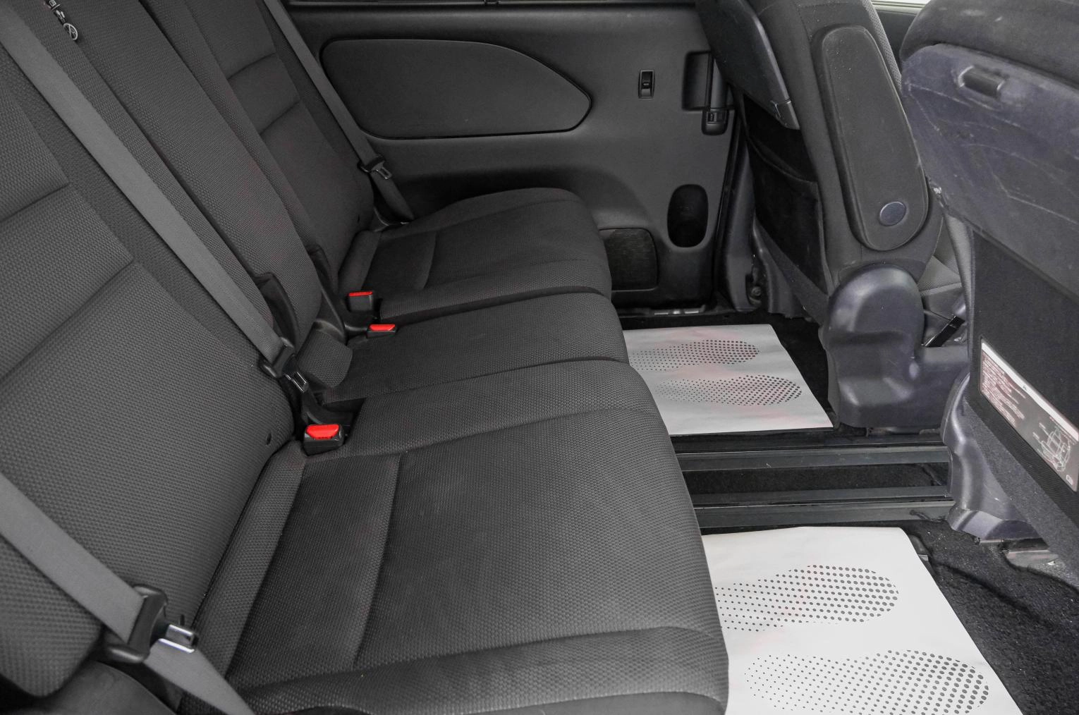 Nissan Serena 11 из 23