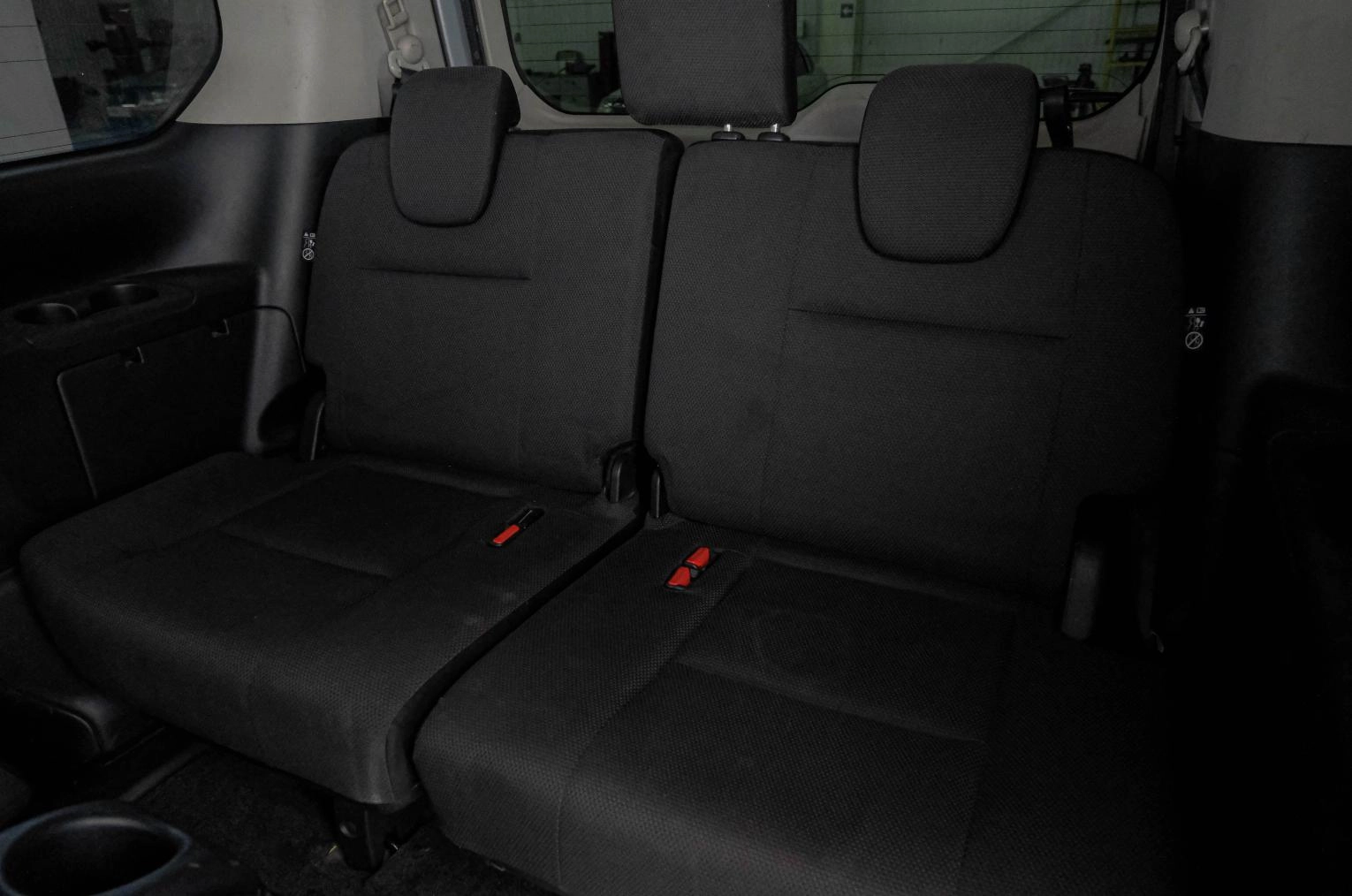 Nissan Serena 10 из 23
