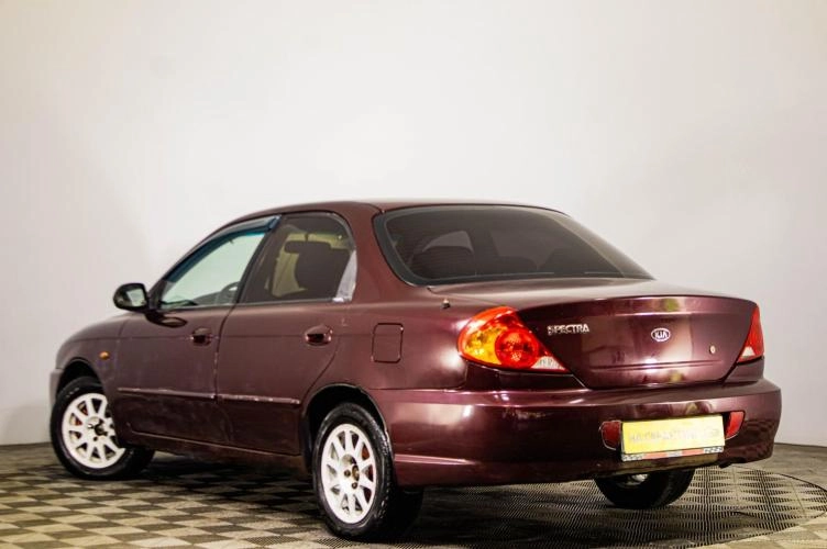 KIA Spectra 6 из 6