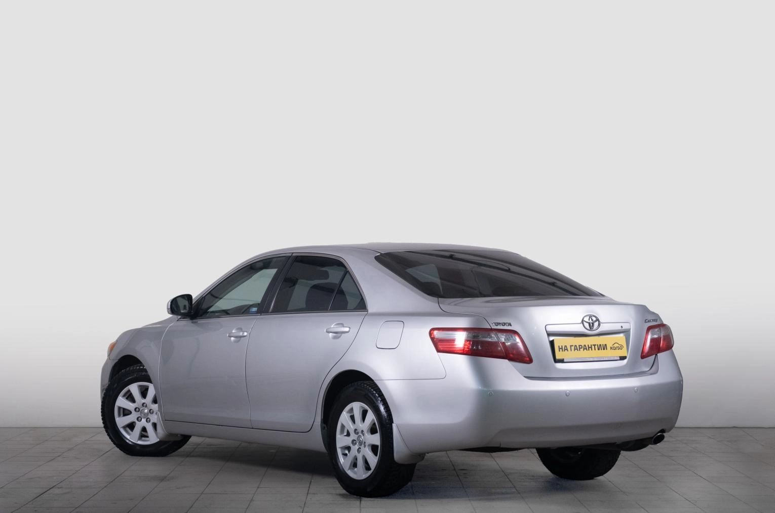 Toyota Camry 5 из 21