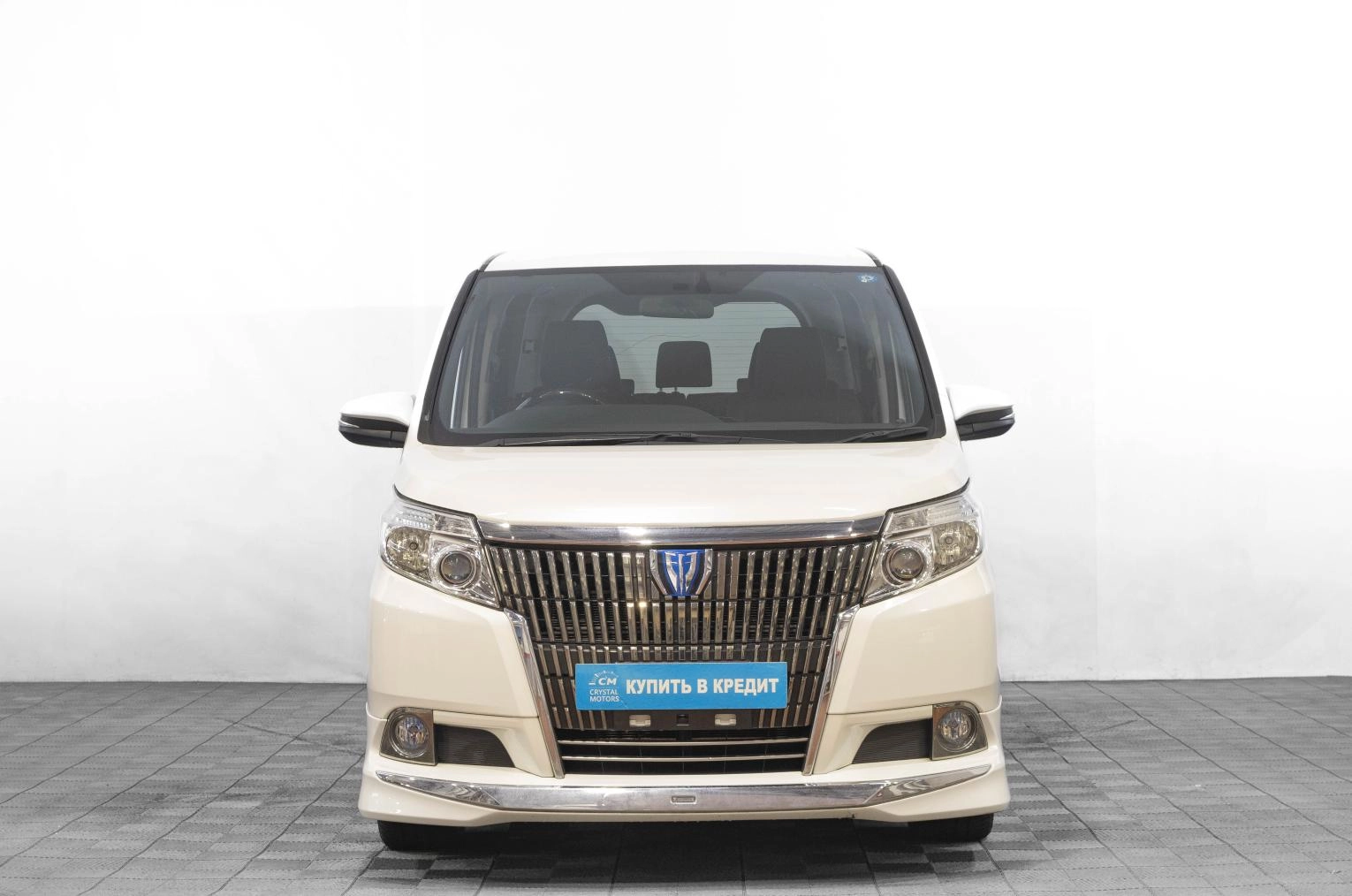 Toyota Esquire 2 из 32