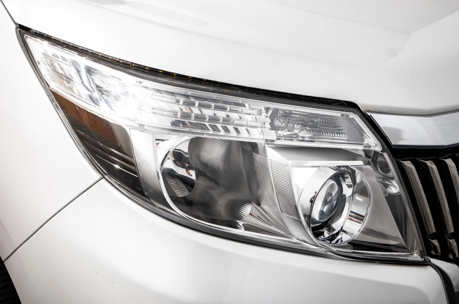 Toyota Esquire 8 из 32