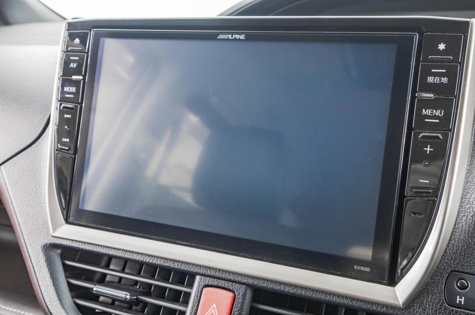 Toyota Esquire 19 из 32