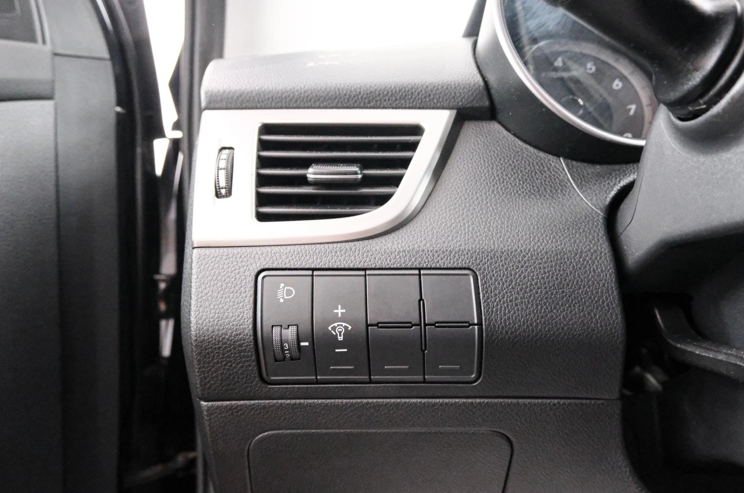 Hyundai i30 18 из 22