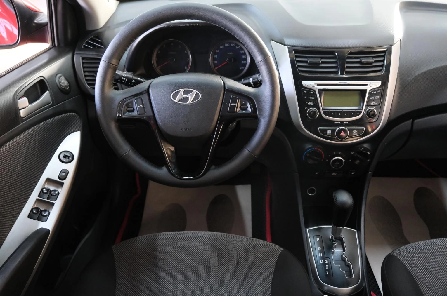 Hyundai Solaris 12 из 25