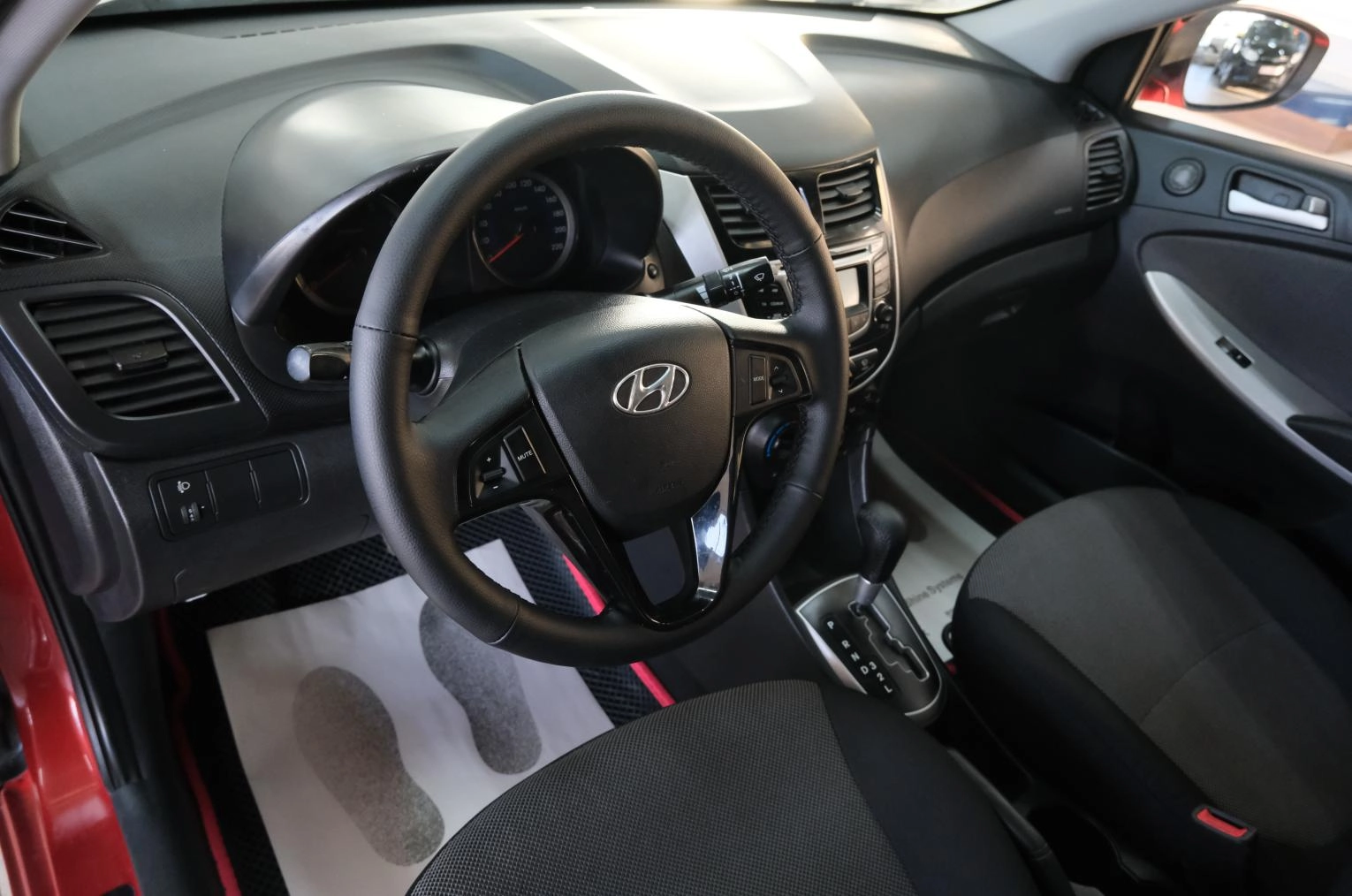 Hyundai Solaris 11 из 25