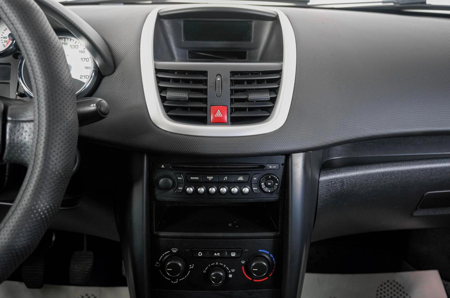 Peugeot 207 17 из 20