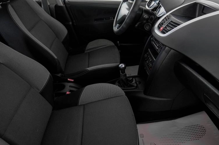 Peugeot 207 11 из 20