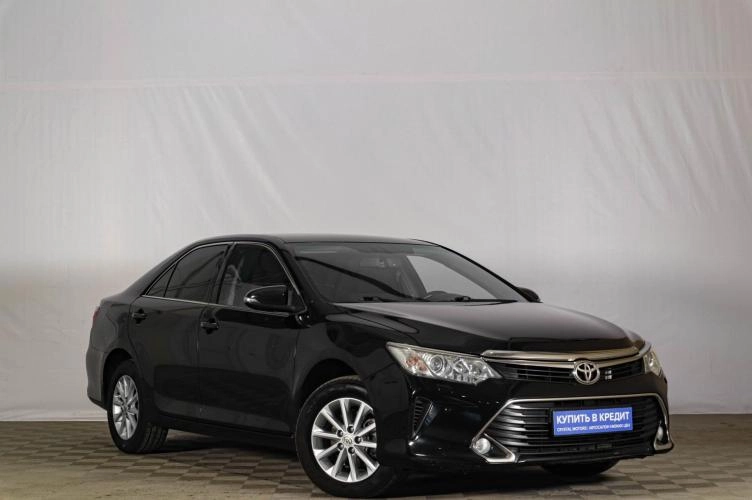 Toyota Camry 1 из 5