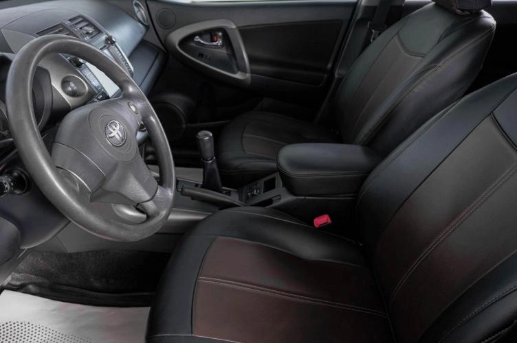 Toyota RAV4 8 из 21