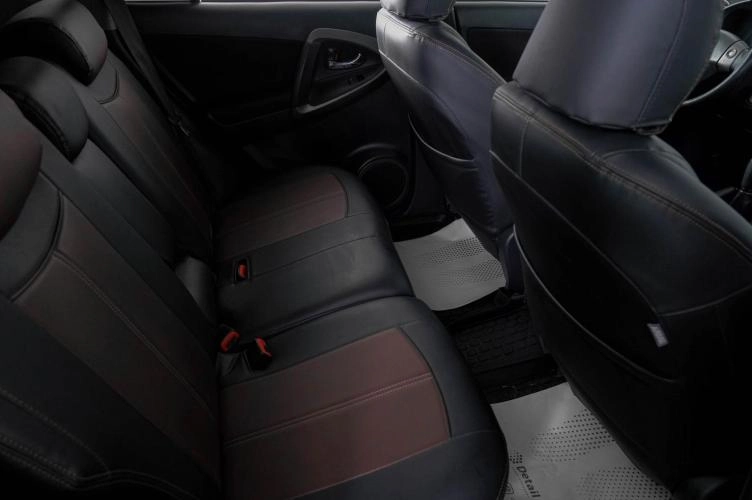 Toyota RAV4 10 из 21