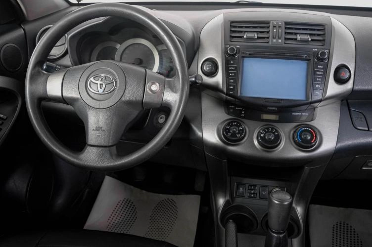 Toyota RAV4 12 из 21