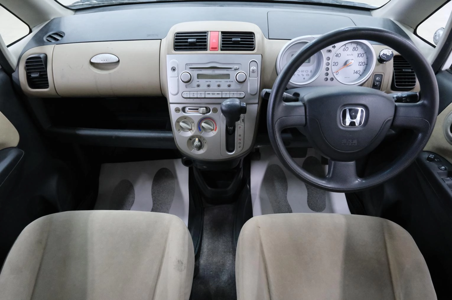 Honda Life 13 из 21