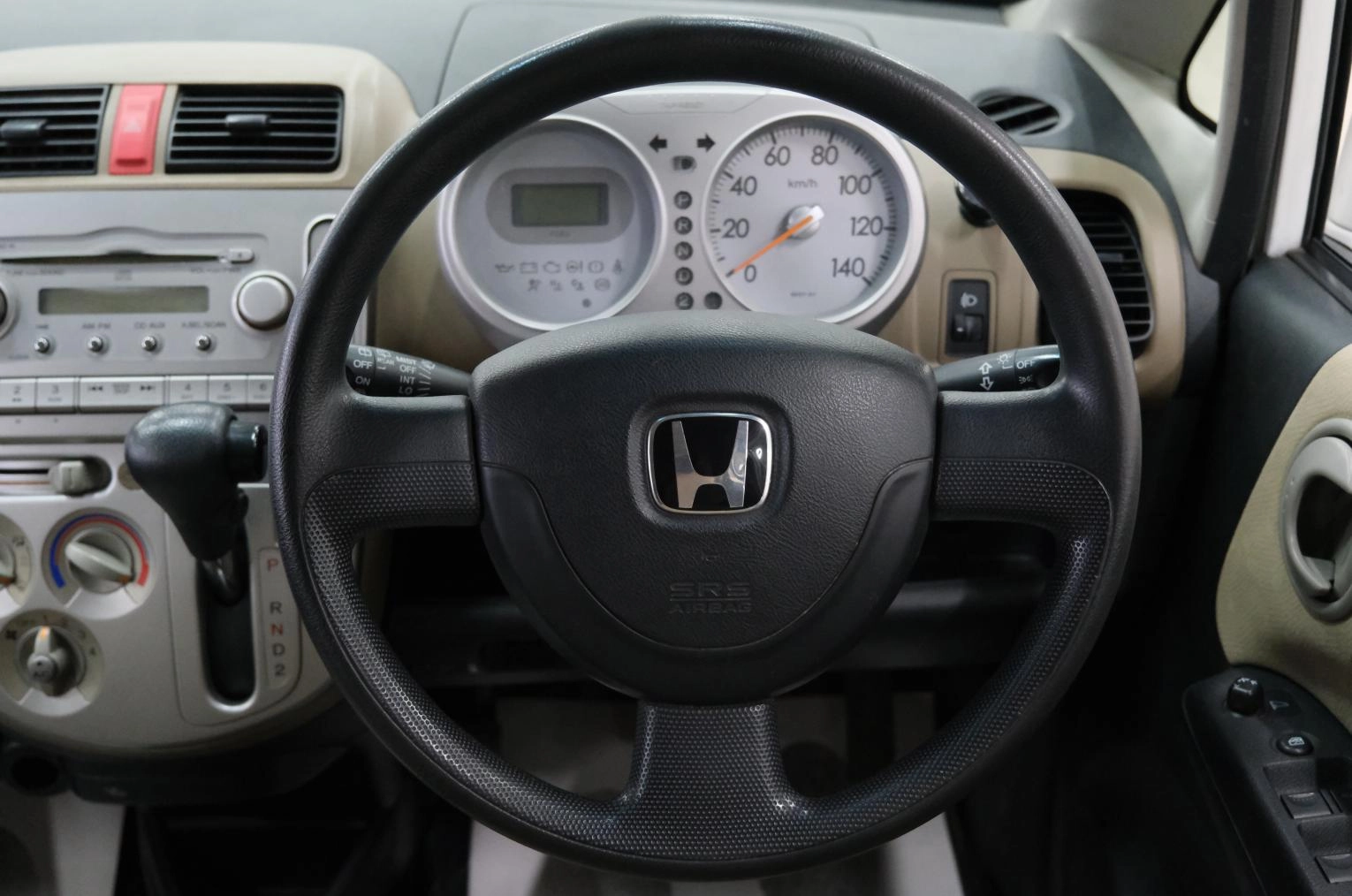 Honda Life 12 из 21