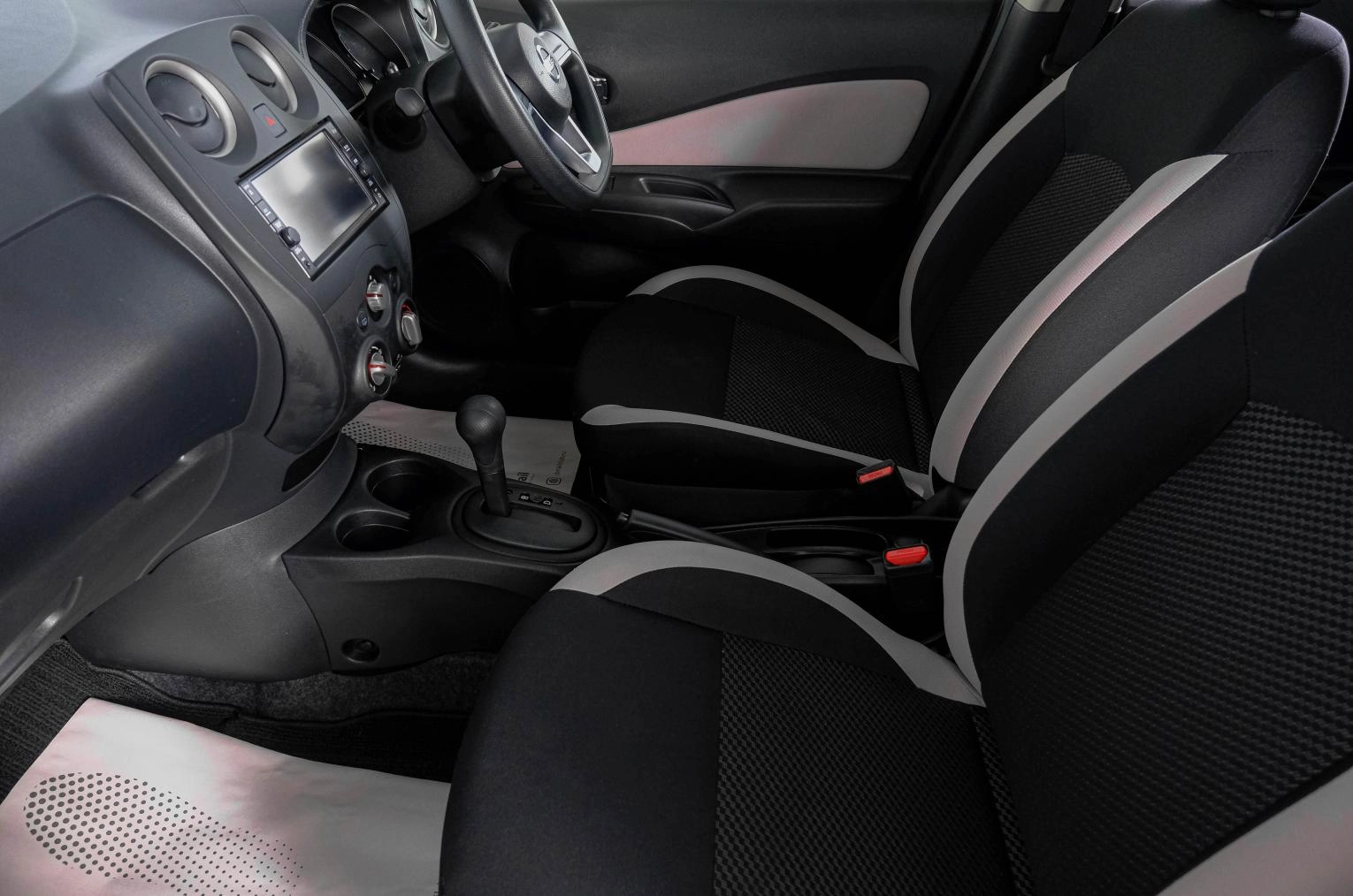 Nissan Note 8 из 20