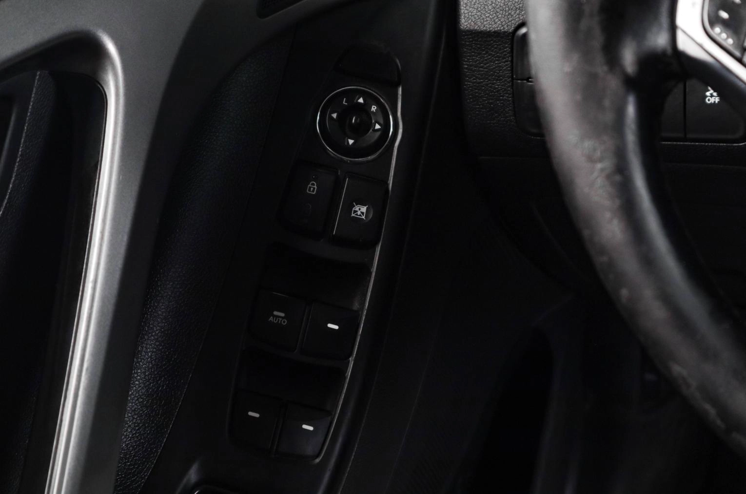 Hyundai Avante 9 из 19